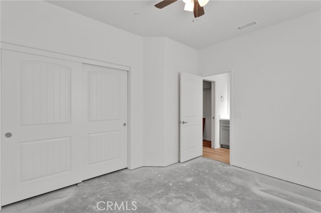 Detail Gallery Image 15 of 34 For 15466 Lone Eagle St, Victorville,  CA 92395 - 4 Beds | 3 Baths