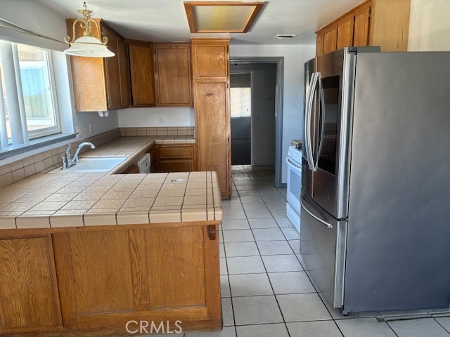 Detail Gallery Image 8 of 9 For 57866 Desert Gold Dr, Yucca Valley,  CA 92284 - 3 Beds | 2 Baths