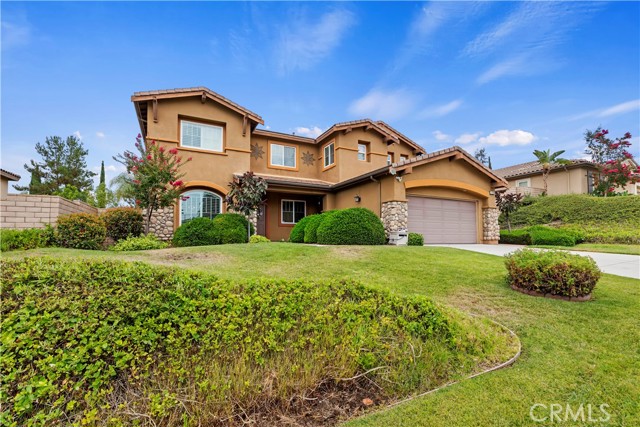 16183 Village Meadow Drive, Riverside CA: https://media.crmls.org/medias/d5daef41-e30a-4b7e-8bd9-1b5be339d77a.jpg