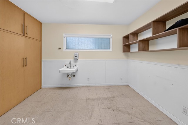  Commercial for Sale in Burbank, California