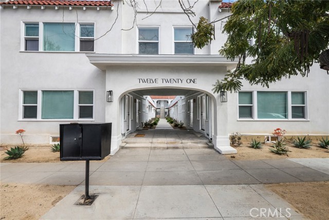Detail Gallery Image 3 of 19 For 1221 E 1st St, Long Beach,  CA 90802 - – Beds | – Baths