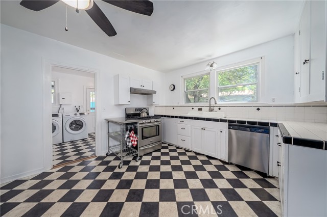 Detail Gallery Image 10 of 41 For 330 2nd St, Upper Lake,  CA 95485 - 3 Beds | 2 Baths