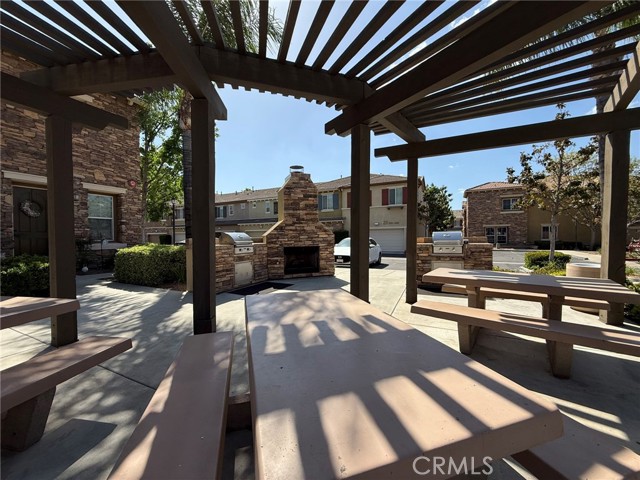 Detail Gallery Image 32 of 39 For 30505 Canyon Hills Rd #403,  Lake Elsinore,  CA 92532 - 2 Beds | 2/1 Baths