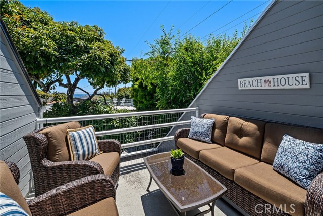 120 Montecito Avenue, Pismo Beach CA: https://media.crmls.org/medias/d5dcd653-5bb4-4181-ade5-3650f764deea.jpg