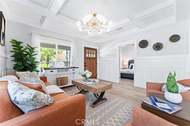 4400 Homer Street, Los Angeles CA: https://media.crmls.org/medias/d5dd0e56-fd81-4747-a211-3c913e284405.jpg