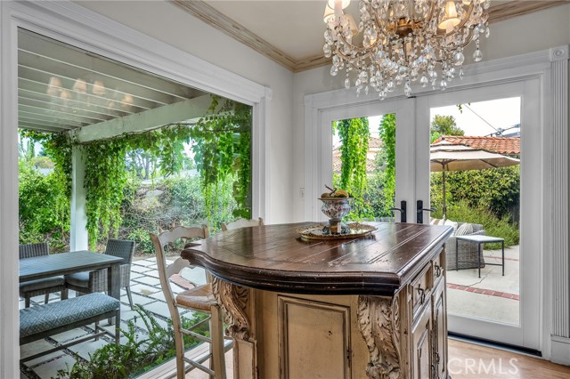 Detail Gallery Image 12 of 34 For 22015 Independencia St, Woodland Hills,  CA 91364 - 3 Beds | 2 Baths