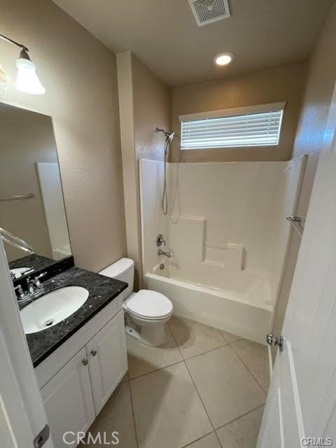 13165 Samilin Circle, Eastvale CA: https://media.crmls.org/medias/d5df31ac-23f5-4a65-b08a-70d1a665dba5.jpg