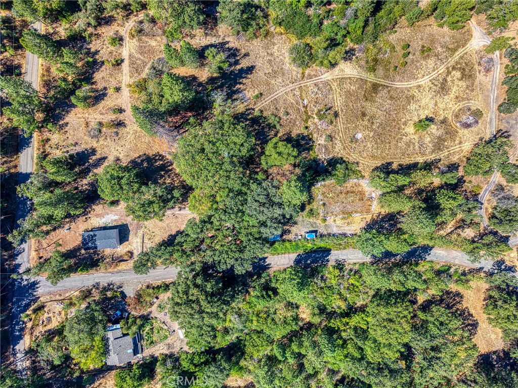 https://media.crmls.org/medias/d5df7406-8cf2-44d6-a2ae-4567f5a977ac.jpg?preset=X-Large
