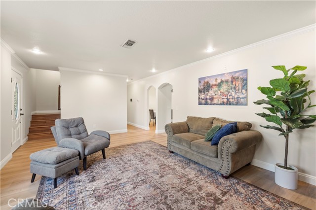 18740 Vicci Street photo 8