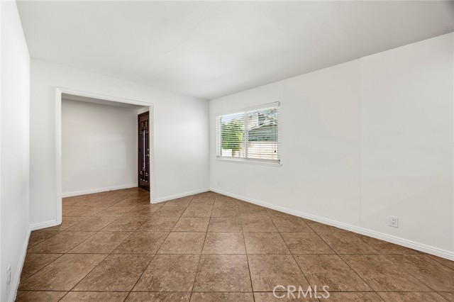 Detail Gallery Image 8 of 27 For 1431 Mauna Loa Rd, Tustin,  CA 92780 - 5 Beds | 3 Baths