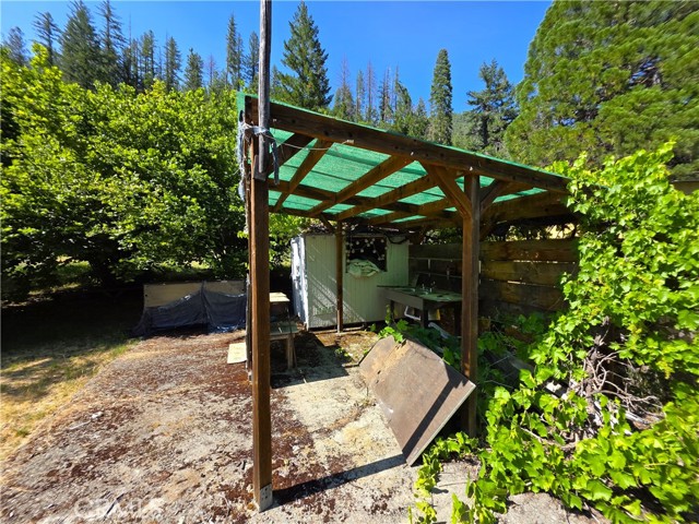 50721 State Highway 96, Klamath River CA: https://media.crmls.org/medias/d5e25211-d07d-4a02-82c2-c56aec5d846f.jpg