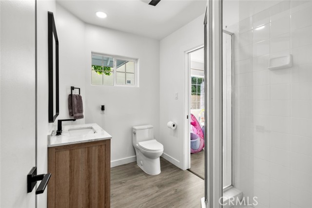 17441 Rayen Street, Sherwood Forest CA: https://media.crmls.org/medias/d5e25ca0-7f5c-4a9a-90df-3307d48adb35.jpg