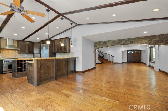 3208 Walnut Avenue, Manhattan Beach CA: https://media.crmls.org/medias/d5e2a71f-80b5-446d-a18a-e16f056d0cb9.jpg