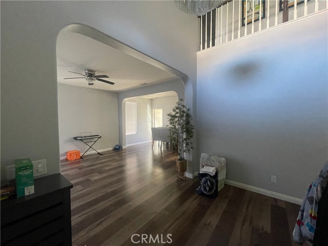 Detail Gallery Image 7 of 13 For 14275 English Setter, Corona,  CA 92880 - 5 Beds | 3 Baths