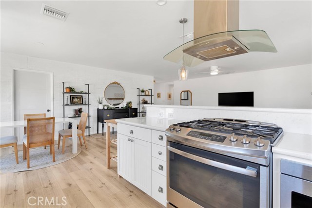 12990 Cedarbrook Lane, Victorville CA: https://media.crmls.org/medias/d5e34afe-c09b-4f35-bd99-db94277970e4.jpg