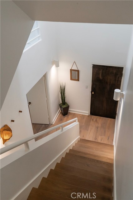 1401 Camden Avenue, Los Angeles CA: https://media.crmls.org/medias/d5e435fc-34c9-4a00-a0a3-b579b89eb887.jpg