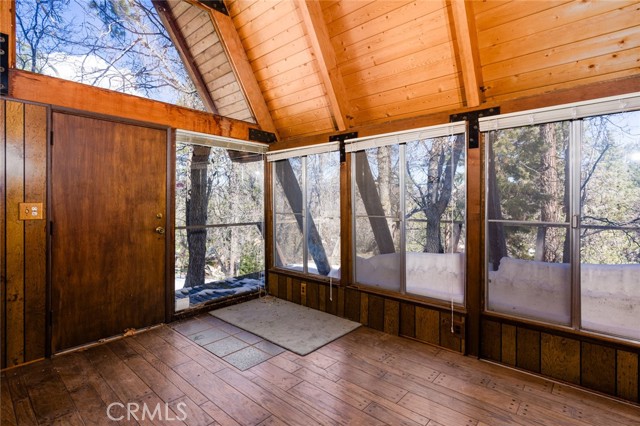 Detail Gallery Image 3 of 37 For 815 Villa Grove Ave, Big Bear City,  CA 92314 - 2 Beds | 1 Baths