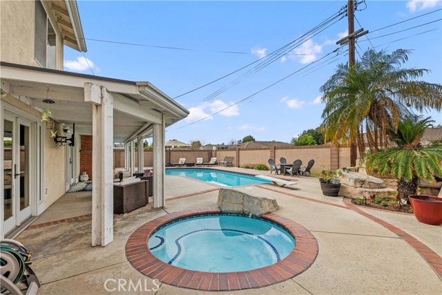 Detail Gallery Image 27 of 30 For 2117 S Della Ln, Anaheim,  CA 92802 - 4 Beds | 3/1 Baths