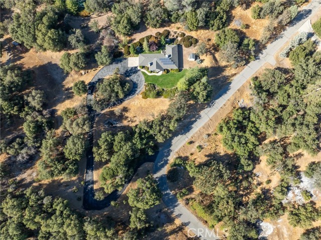 Detail Gallery Image 44 of 49 For 41801 Loch Lomond Ln, Oakhurst,  CA 93644 - 4 Beds | 2 Baths