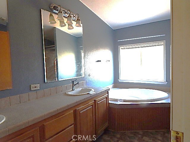 Detail Gallery Image 14 of 16 For 13635 Lowrey Rd, Red Bluff,  CA 96080 - 3 Beds | 2 Baths