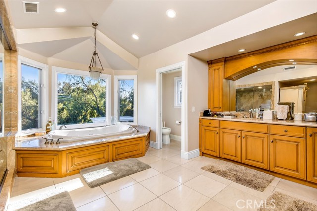 Detail Gallery Image 39 of 50 For 24965 Kit Carson Rd, Hidden Hills,  CA 91302 - 6 Beds | 7 Baths