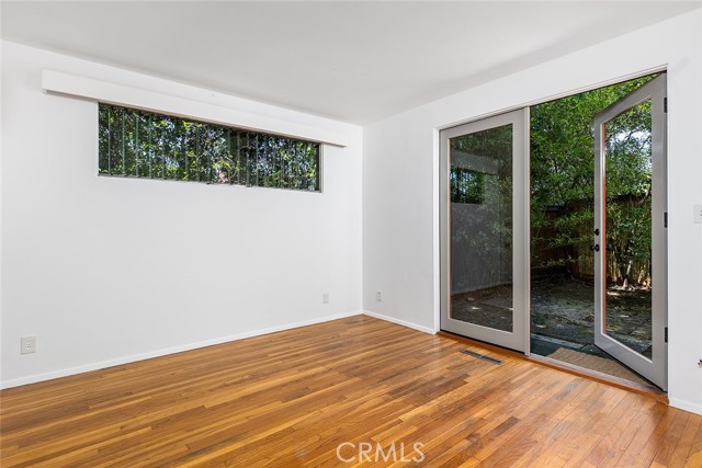 Detail Gallery Image 11 of 20 For 1947 Holliston Ave, Altadena,  CA 91001 - 2 Beds | 1 Baths