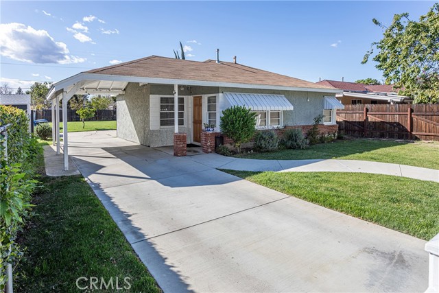 6851 Lubao Avenue, Winnetka CA: https://media.crmls.org/medias/d5e7253a-4ed7-4e18-bb25-f8bbf089c056.jpg