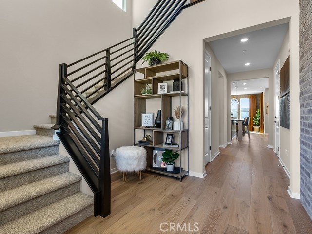 Detail Gallery Image 12 of 40 For 28905 Saddle Cir, Castaic,  CA 91384 - 3 Beds | 2/1 Baths