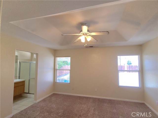 15358 San Miguel Way, Victorville CA: https://media.crmls.org/medias/d5e83a75-a6bc-4040-997a-e8e319473972.jpg