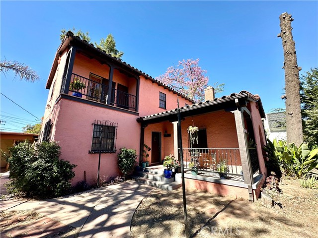 Detail Gallery Image 7 of 23 For 1840 N Arrowhead Ave, San Bernardino,  CA 92405 - 3 Beds | 2 Baths