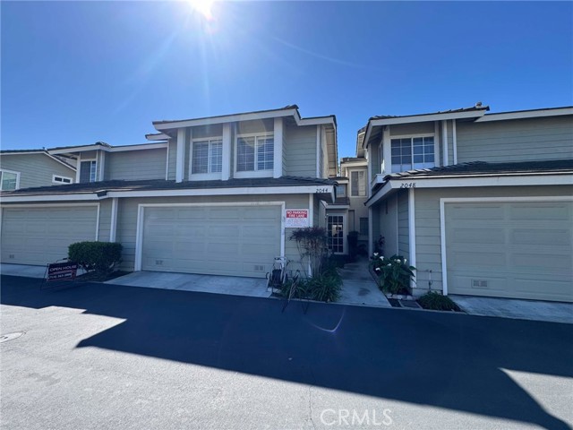 2044 W Hastings Way, Anaheim CA: https://media.crmls.org/medias/d5e92dc1-e7a8-441d-a582-e2b131e4db61.jpg