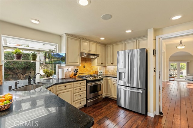 Detail Gallery Image 19 of 52 For 26355 Marsala Dr, Valencia,  CA 91355 - 4 Beds | 2 Baths