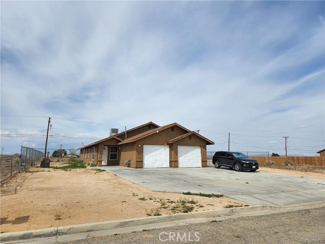 Detail Gallery Image 1 of 21 For 7641 Walpole Ave, California City,  CA 93505 - 3 Beds | 2 Baths