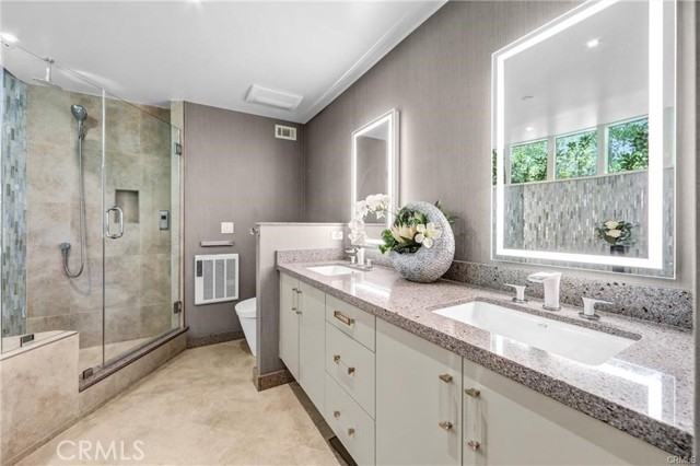 Detail Gallery Image 34 of 43 For 935 Hillcrest, Pasadena,  CA 91106 - 6 Beds | 7/1 Baths