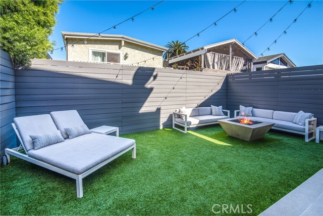 1616 Stanford Avenue, Redondo Beach, California 90278, 3 Bedrooms Bedrooms, ,2 BathroomsBathrooms,Residential,Sold,Stanford,SB22034123