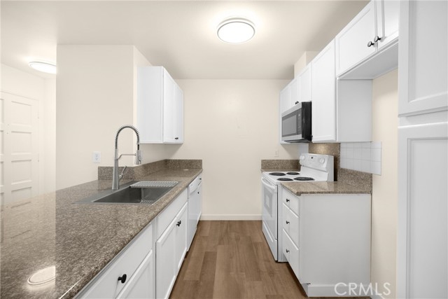Image 10 of 28 For 2501 Sunflower Avenue H1