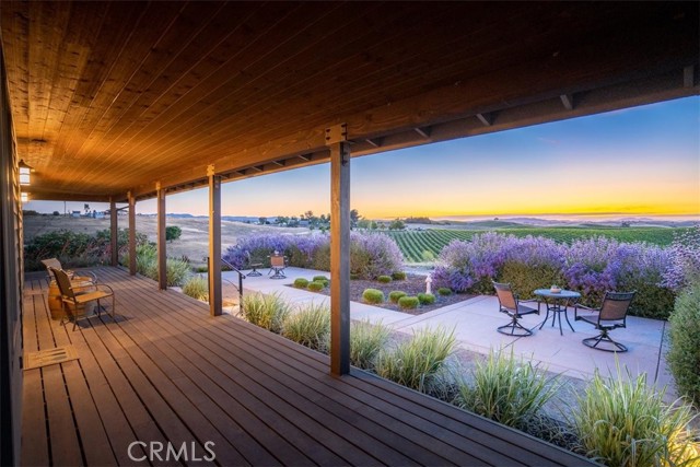 Detail Gallery Image 24 of 68 For 950 Indian Dune Rd, Paso Robles,  CA 93451 - 5 Beds | 4 Baths