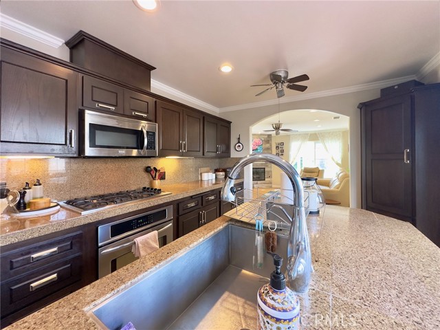 Detail Gallery Image 8 of 56 For 218 Princeton Ave, Claremont,  CA 91711 - 4 Beds | 4/1 Baths