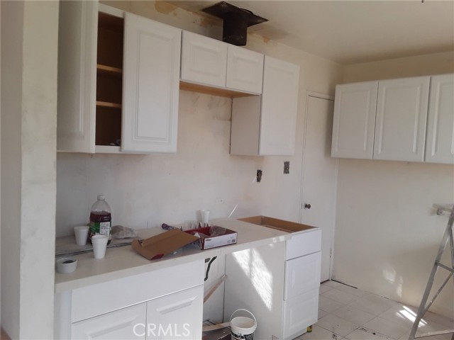 Detail Gallery Image 2 of 8 For 535 W Van Koevering, Rialto,  CA 92376 - 4 Beds | 2 Baths