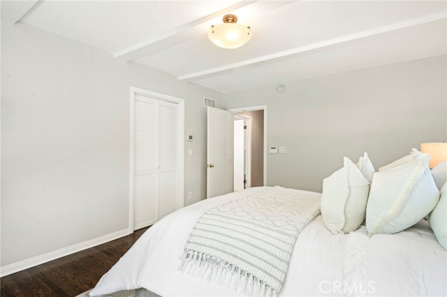 Detail Gallery Image 22 of 45 For 3250 Velma Dr, Los Angeles,  CA 90068 - 3 Beds | 2 Baths