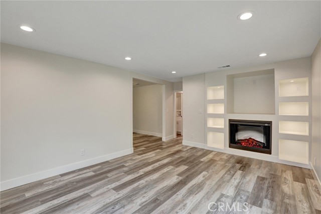 402 E Glendale Drive, Orange CA: https://media.crmls.org/medias/d5eda16b-0331-453f-aa03-d82f125070bb.jpg