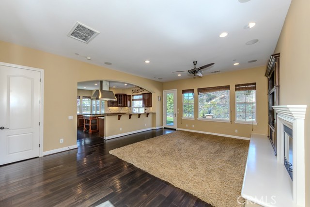 3811 Belgian Lane, Yorba Linda CA: https://media.crmls.org/medias/d5edcfd4-3e87-4122-a8fc-f2bc18cfc50d.jpg