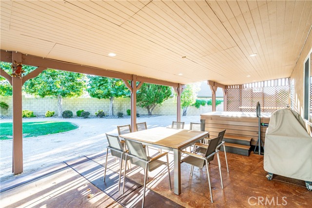41703 Firenze Street, Lancaster CA: https://media.crmls.org/medias/d5edf12c-2791-4f14-ac3c-b1fd2bb8d90a.jpg