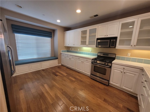 4022 Sutton Court, Riverside CA: https://media.crmls.org/medias/d5ee95aa-59b1-496c-9e2a-f5f330f36c46.jpg