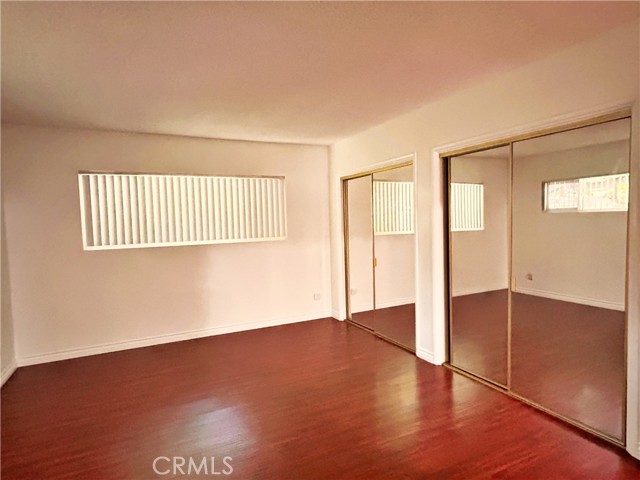 Detail Gallery Image 17 of 26 For 8927 Gloria Ave, North Hills,  CA 91343 - 3 Beds | 2 Baths