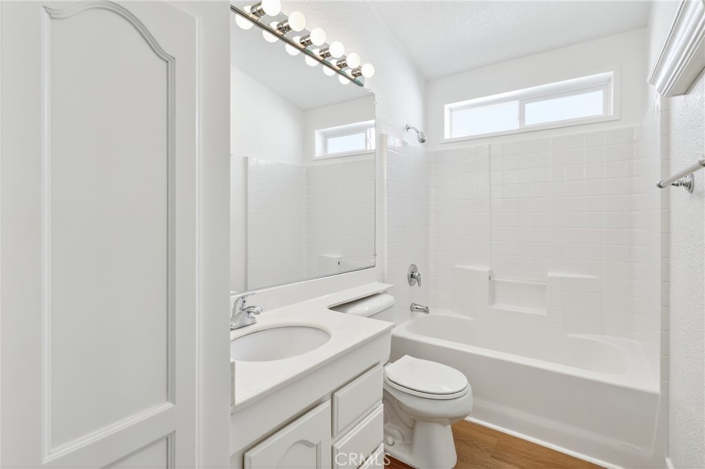 MLS #OC25256466 image #22