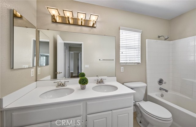 Detail Gallery Image 14 of 48 For 26430 Antonio, Loma Linda,  CA 92354 - 5 Beds | 2/1 Baths