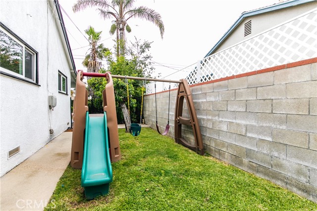 Detail Gallery Image 19 of 21 For 9347 Rubio Ave, North Hills,  CA 91343 - 3 Beds | 2 Baths