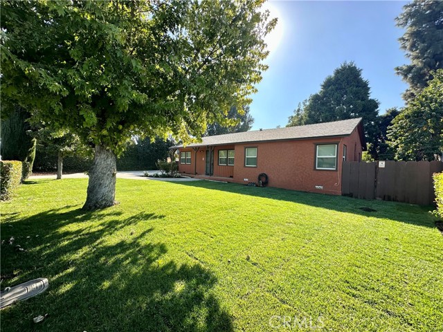 Detail Gallery Image 1 of 1 For 32025 Avenue E, Yucaipa,  CA 92399 - 4 Beds | 2 Baths