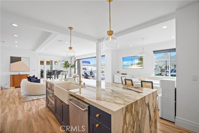 D5f061f5 9d79 4248 Be2b Cd337e8cdb03